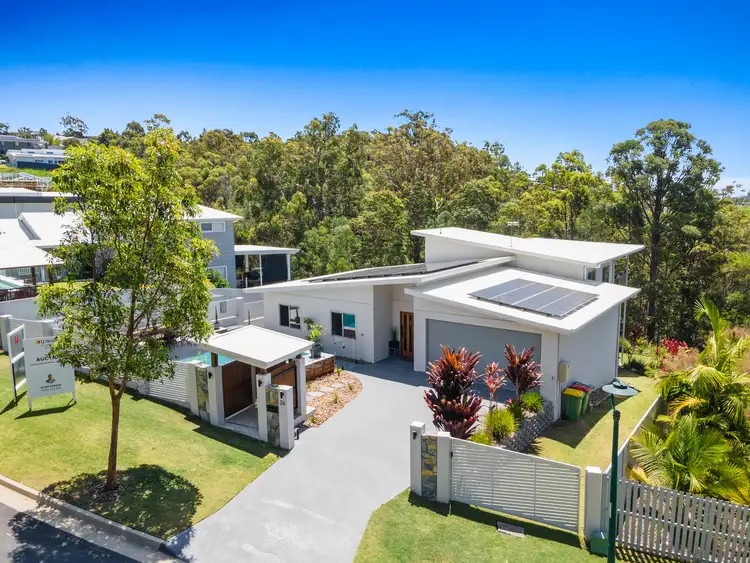 26 Kingcrest Drive, Reedy Creek QLD 4227