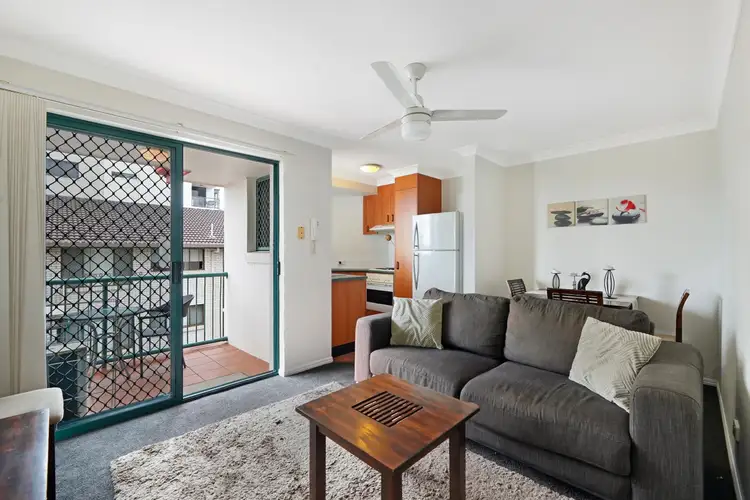 23/140 Marine Parade, Southport QLD 4215