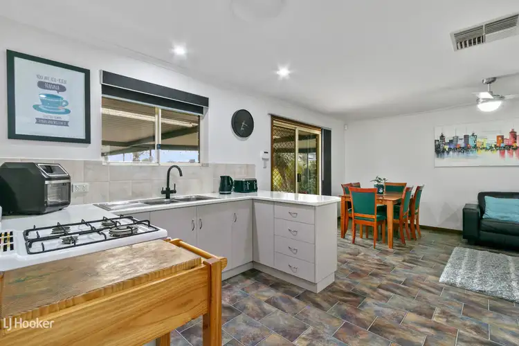 Fifth view of Homely house listing, 7 Boronia Court, Craigmore SA 5114