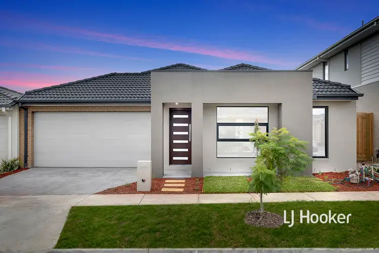 Main view of Homely house listing, 27 Hearthstone Circuit, Clyde North VIC 3978