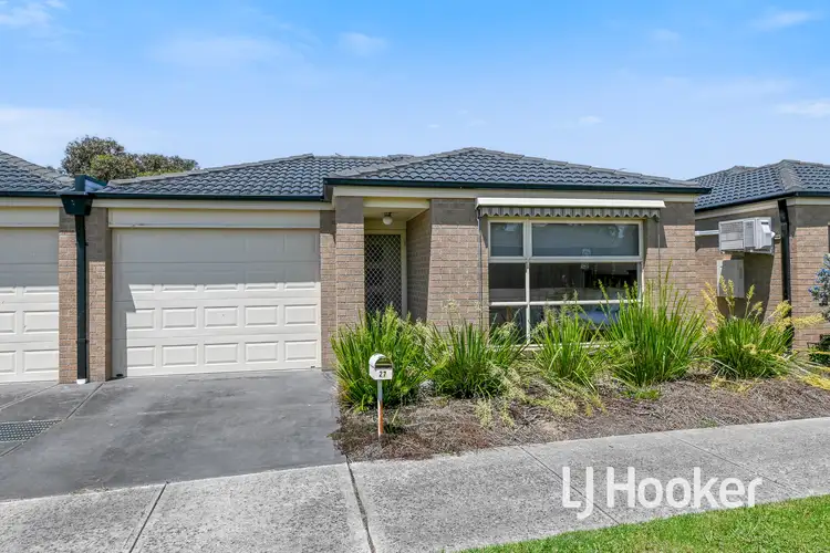 27 Webster Way, Pakenham VIC 3810