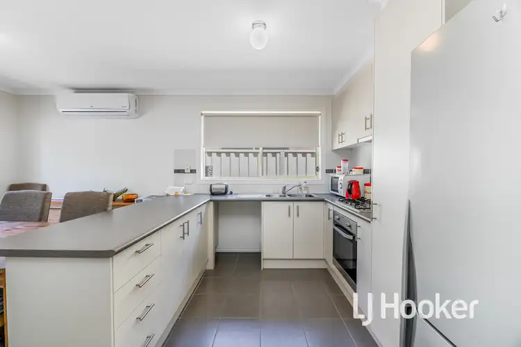 Fifth view of Homely house listing, 27 Webster Way, Pakenham VIC 3810