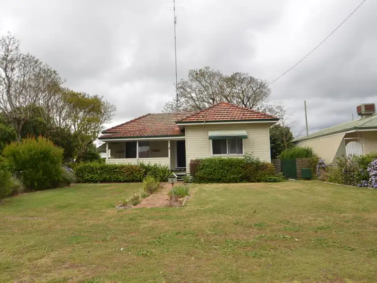 6 Nursery Road, Harvey WA 6220