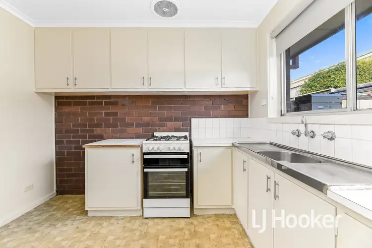 Fifth view of Homely unit listing, 4/29 Gairloch Drive, Frankston VIC 3199
