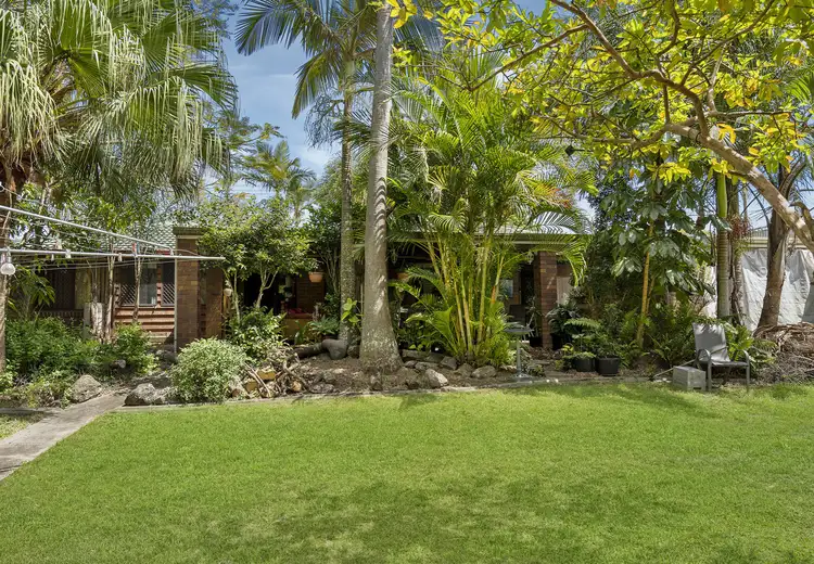 33 Bennett Drive, Regents Park QLD 4118