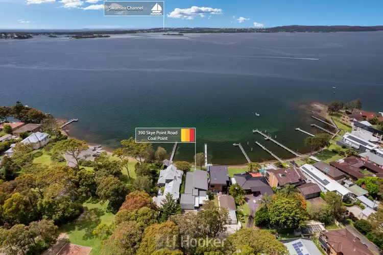 Fourth view of Homely house listing, 390 Skye Point Road, Coal Point NSW 2283