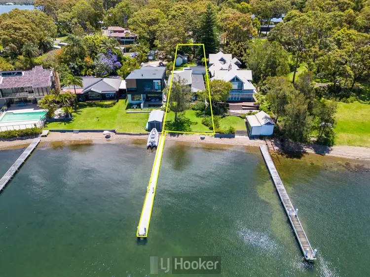 Sixth view of Homely house listing, 390 Skye Point Road, Coal Point NSW 2283