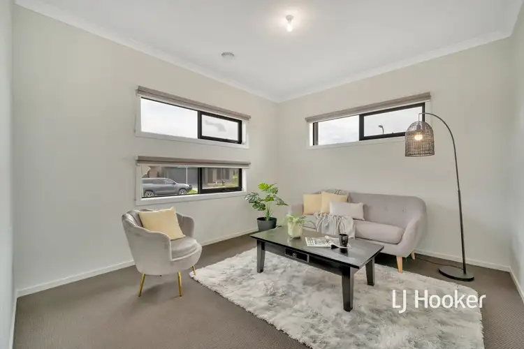 Third view of Homely house listing, 28 Cheddington Road, Cranbourne East VIC 3977