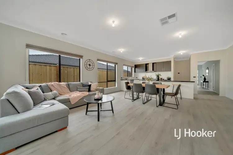 Fourth view of Homely house listing, 28 Cheddington Road, Cranbourne East VIC 3977