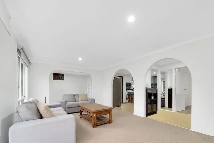 Second view of Homely house listing, 2 Cumming Drive, Hoppers Crossing VIC 3029