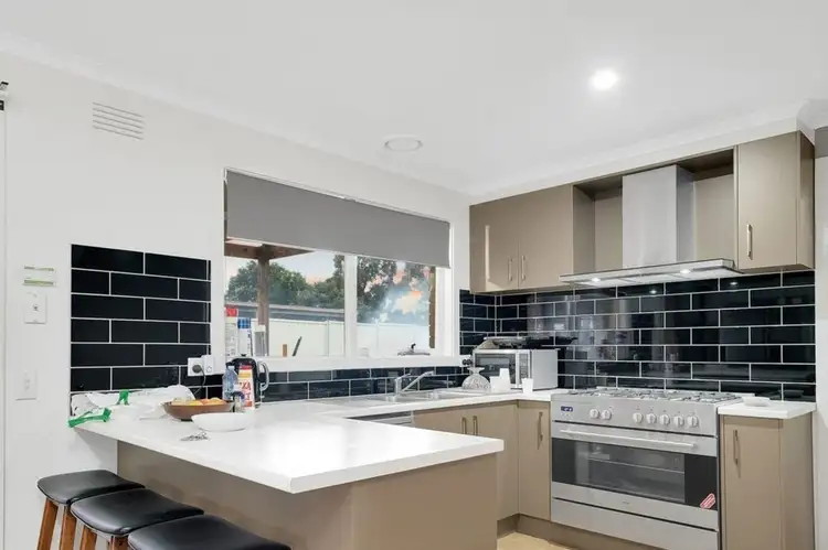 Fourth view of Homely house listing, 2 Cumming Drive, Hoppers Crossing VIC 3029