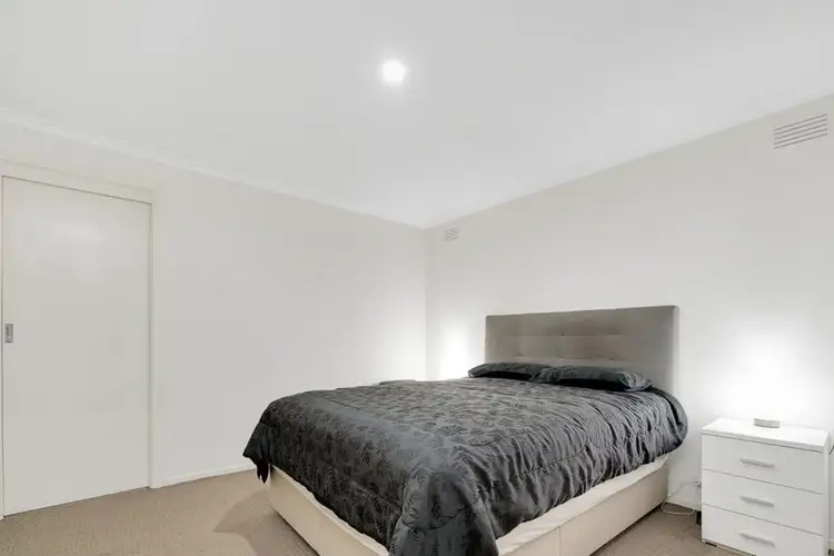 Sixth view of Homely house listing, 2 Cumming Drive, Hoppers Crossing VIC 3029