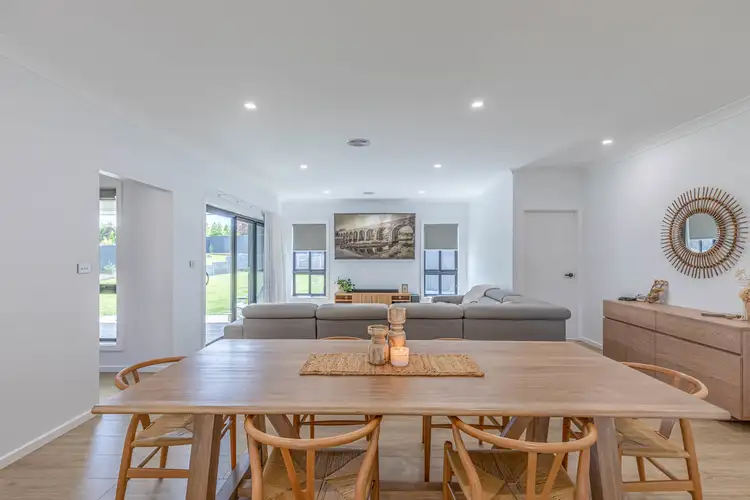 Sixth view of Homely house listing, 2 Shawcross Close, Lithgow NSW 2790