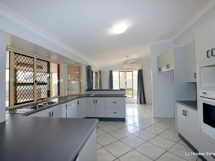 Sixth view of Homely house listing, 8 Smith Place, Emerald QLD 4720