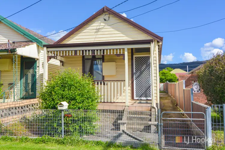 27 Chifley Road, Lithgow NSW 2790