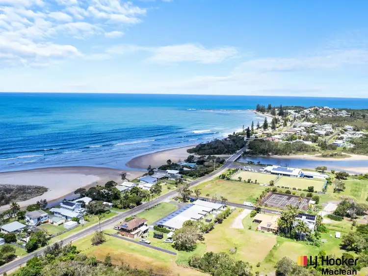 Second view of Homely flat listing, 9/28 Ocean Road, Brooms Head NSW 2463