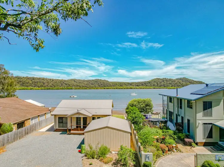160 Canaipa Point Dve, Russell Island QLD 4184