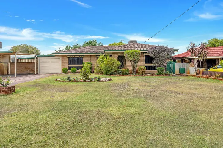 11 Ravensden Street, Thornlie WA 6108