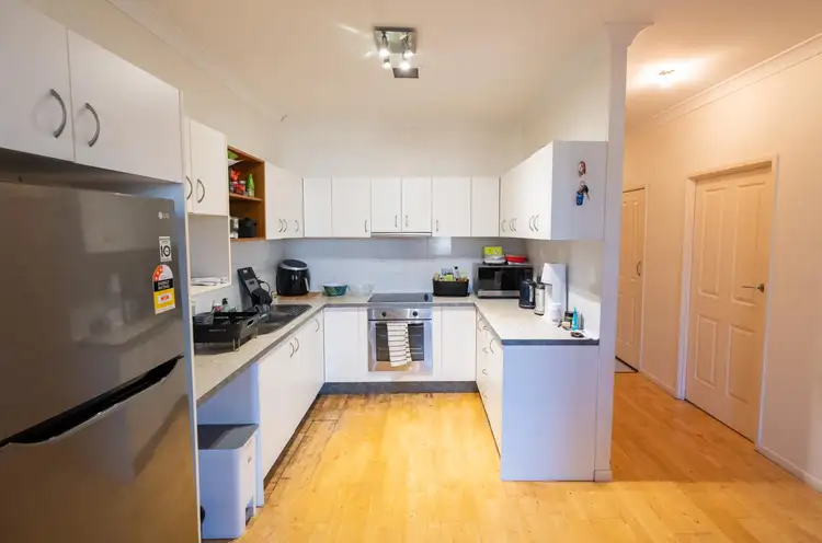 Fifth view of Homely unit listing, 2/260 Quay Street, Rockhampton City QLD 4700