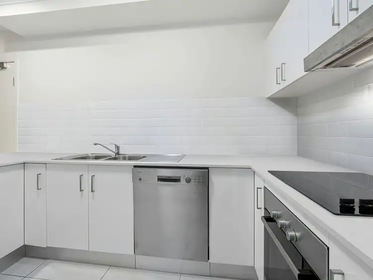 Fifth view of Homely apartment listing, 10/6-10 Wattle Street, Yorkeys Knob QLD 4878