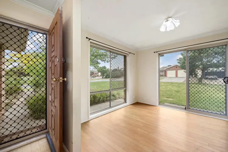 Fourth view of Homely house listing, 1 Dacomb Court, Dunlop ACT 2615