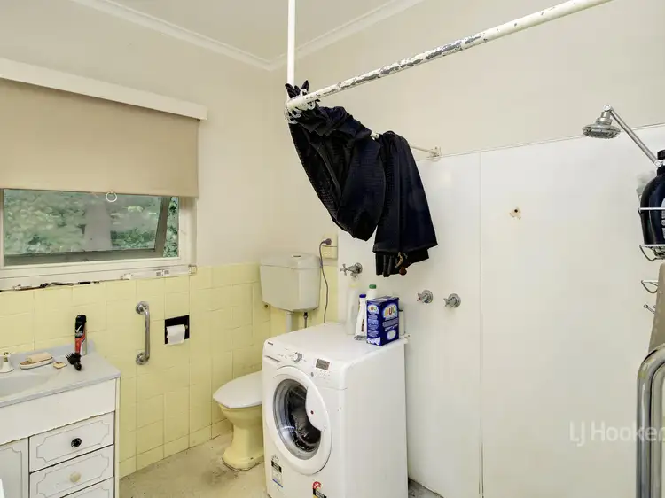 Third view of Homely unit listing, 1/5 Murphy Street, Bairnsdale VIC 3875