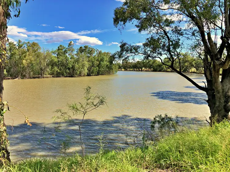 4 Malibu Dr, Goondiwindi QLD 4390