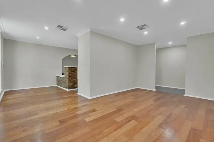 Fifth view of Homely house listing, 7 Delamere Way, Camillo WA 6111