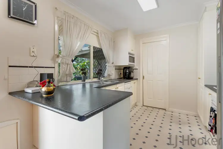 Fifth view of Homely unit listing, 2/451 Dorset Road, Croydon VIC 3136