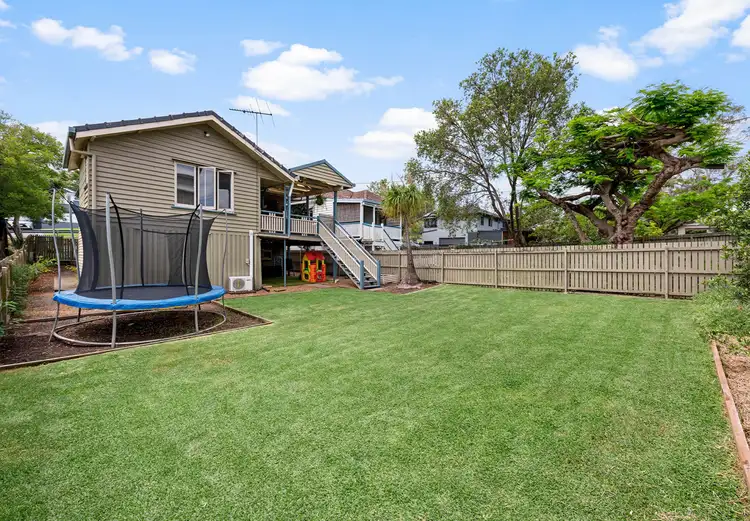 48 Mackay Street, Coorparoo QLD 4151