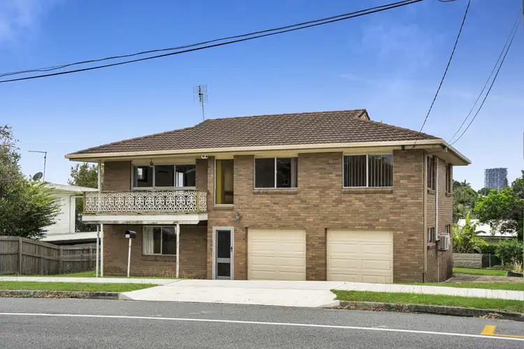 55 Kumbari Avenue, Southport QLD 4215