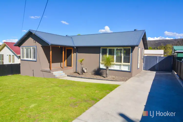 30 Bayonet Street, Lithgow NSW 2790