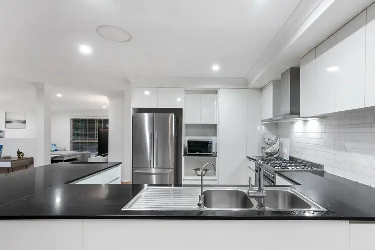 Fourth view of Homely house listing, 8 Lucinda Close, Sinnamon Park QLD 4073