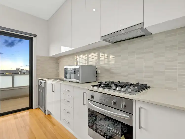 Sixth view of Homely unit listing, Unit 6/53 Saxony Drive, Epping VIC 3076