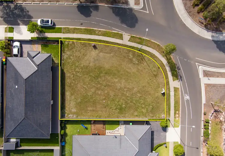 61 Easton Avenue, Spring Farm NSW 2570