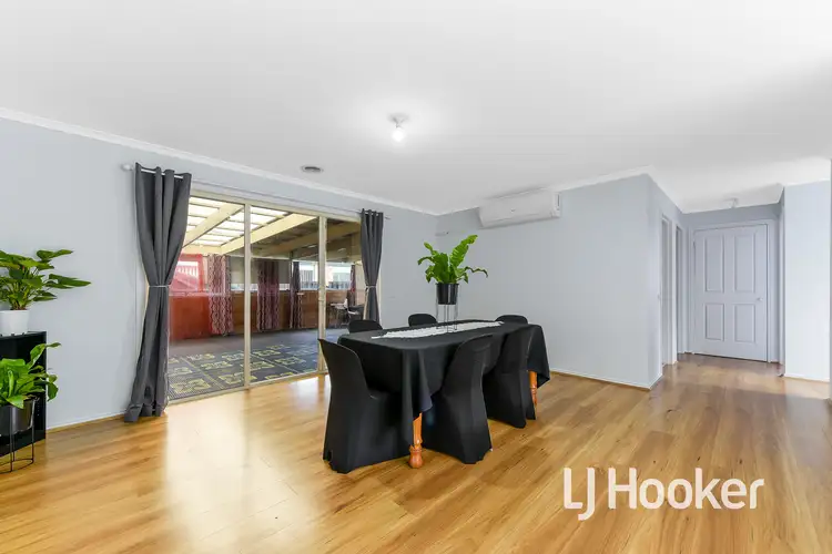 Fourth view of Homely house listing, 6 Mingay Place, Cranbourne West VIC 3977