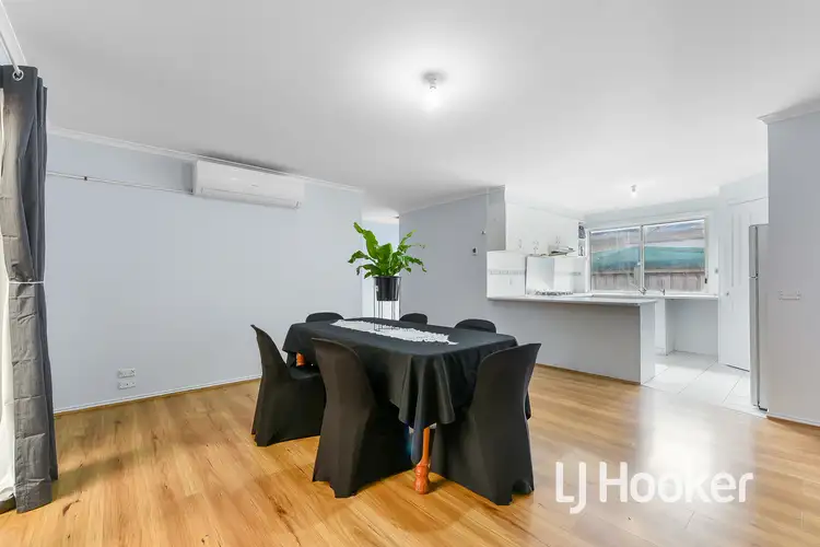 Fifth view of Homely house listing, 6 Mingay Place, Cranbourne West VIC 3977