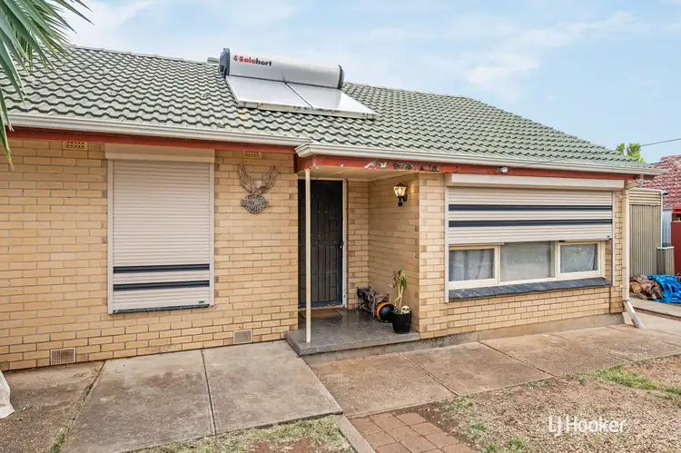 8 Bowood Street, Elizabeth Park SA 5113