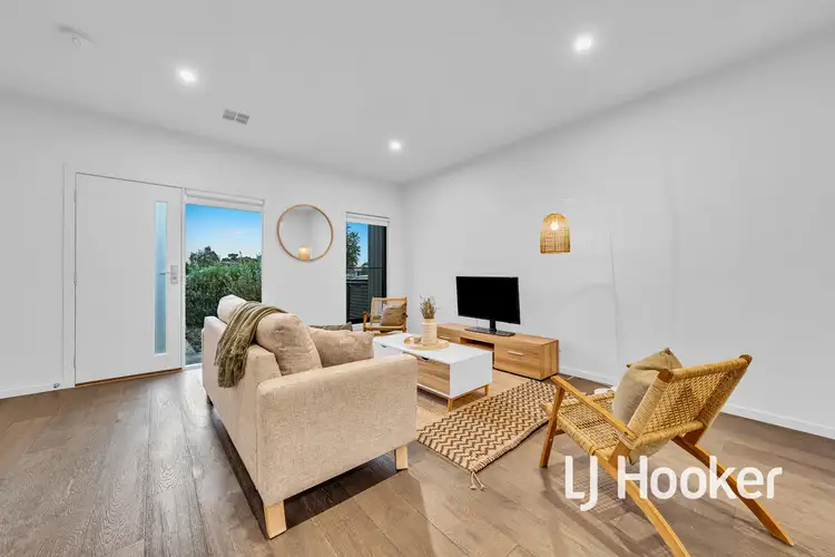 Fifth view of Homely townhouse listing, 37 Villagers Street, Cranbourne East VIC 3977