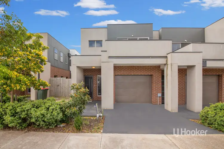 36/64 Escapade Boulevard, Craigieburn VIC 3064
