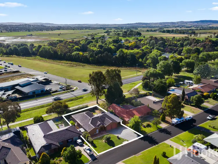 35 Barker Circuit, Kelso NSW 2795