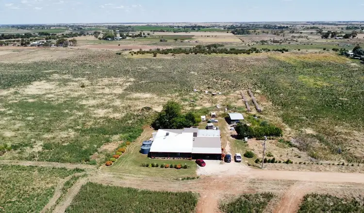 18 Sykes Lane, Nyah West VIC 3595