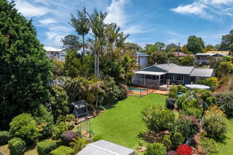 11 Lamington Parade, Tamborine Mountain QLD 4272