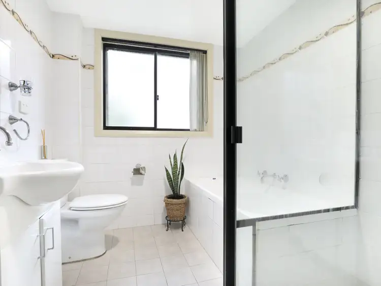 Fifth view of Homely apartment listing, 6/27 Mercury Street, Wollongong NSW 2500