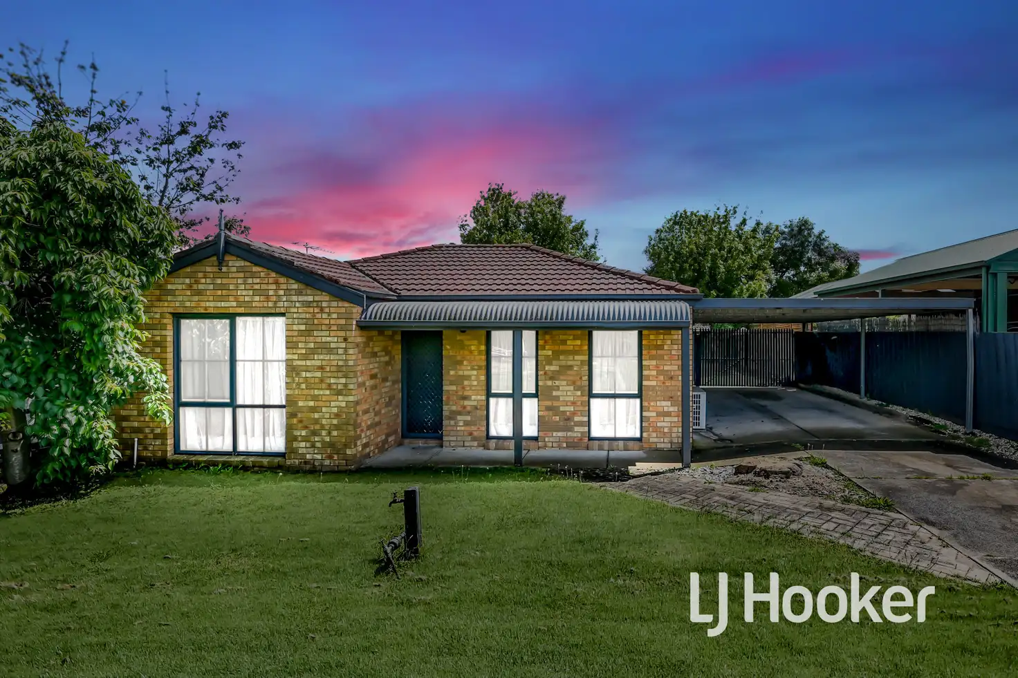 Main view of Homely house listing, 19 Hillview Rise, Hampton Park VIC 3976