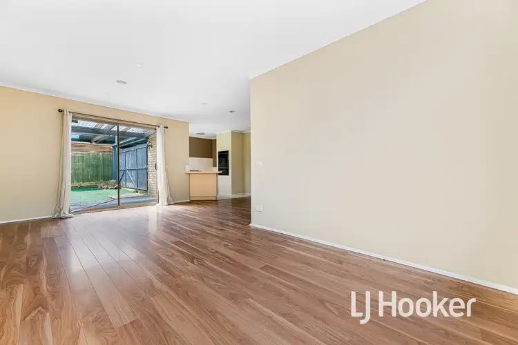 Fourth view of Homely house listing, 19 Hillview Rise, Hampton Park VIC 3976