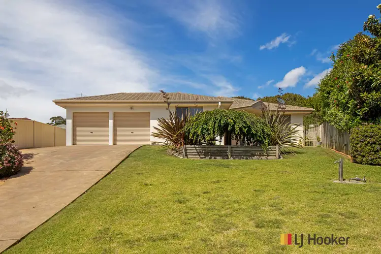 3 Banks Place, Sunshine Bay NSW 2536