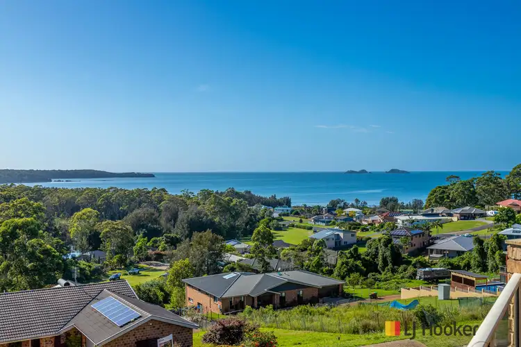 14 Mary Place, Long Beach NSW 2536