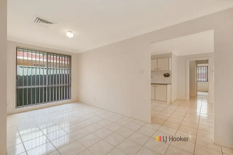 Sixth view of Homely house listing, 10 Duntroon Close, Hamlyn Terrace NSW 2259