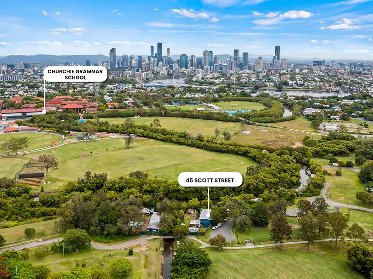 45 Scott Street, Norman Park QLD 4170